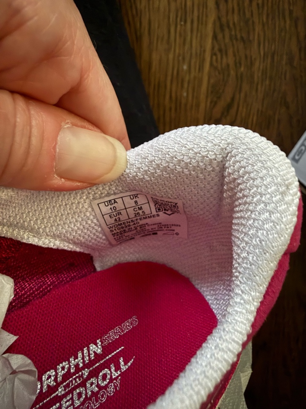 Saucony Women's Magenta Endorphin Pro 4 Running Shoes - Picture 7 of 11